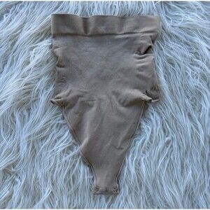 Skims Seamless Sculpt High Waist Thong Clay Size XS